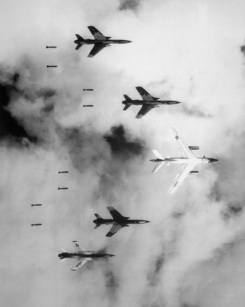 bommen op vietnam