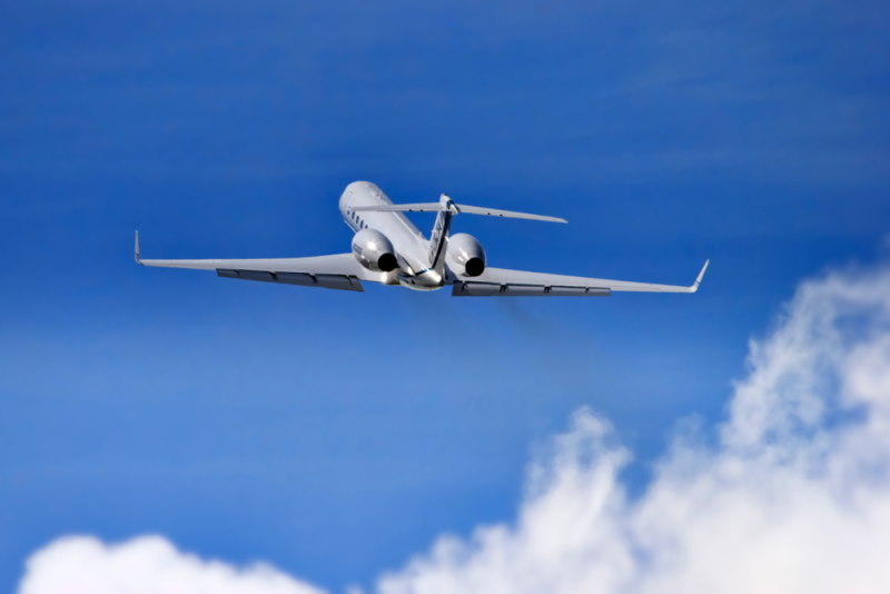 katie holmes jet