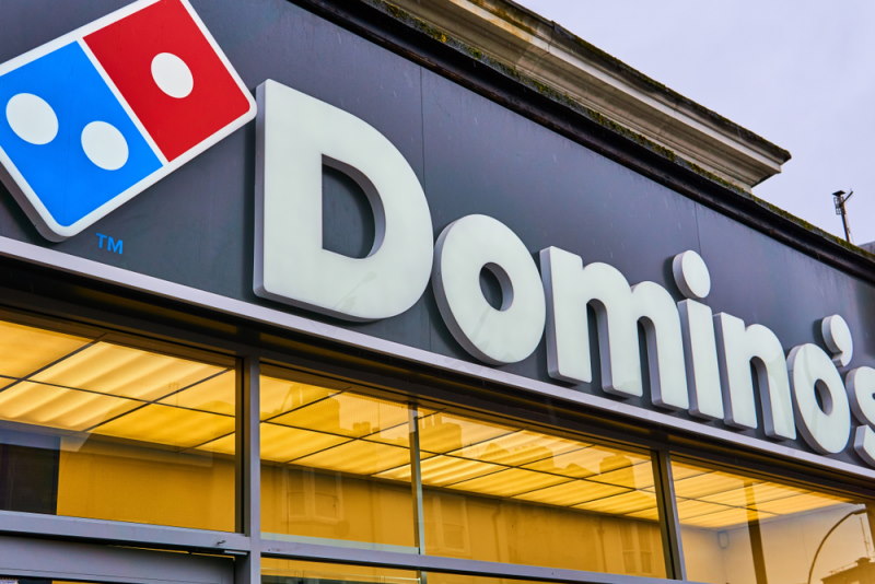 dominos