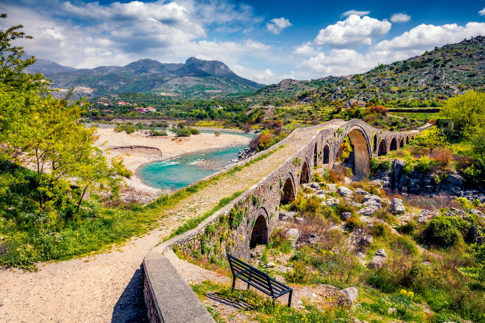 albanie