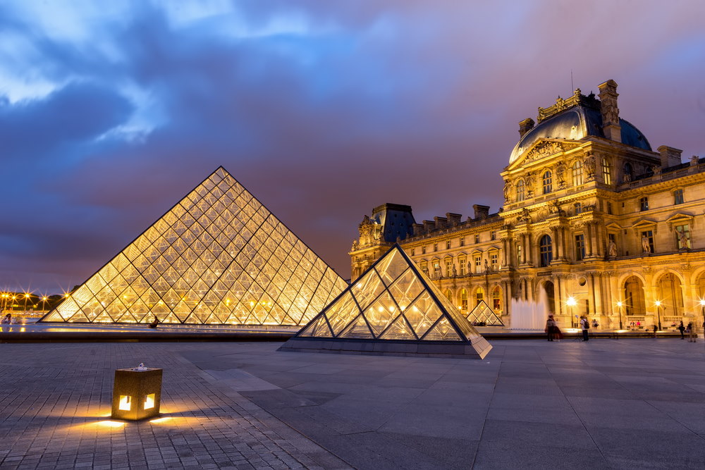 pyramide louvre pyramide louvre