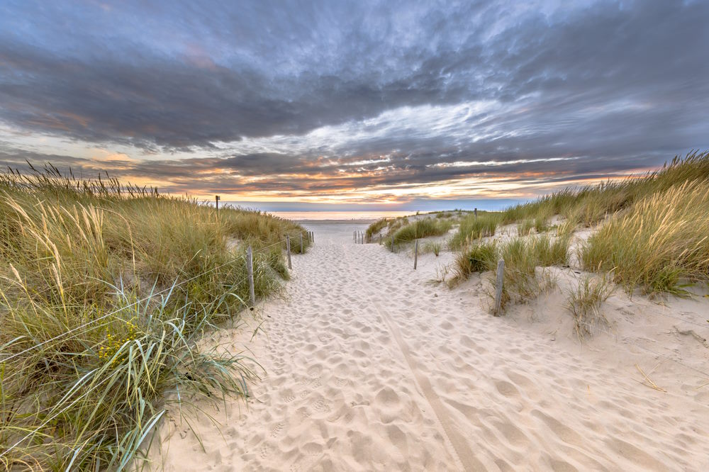 10 Redenen voor een vakantie aan zee in Nederland adembenemende stranden