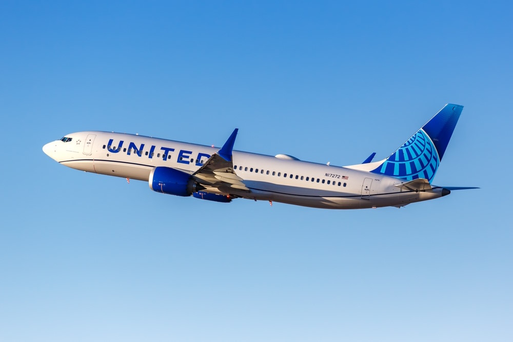 Boeing 737 MAX 8