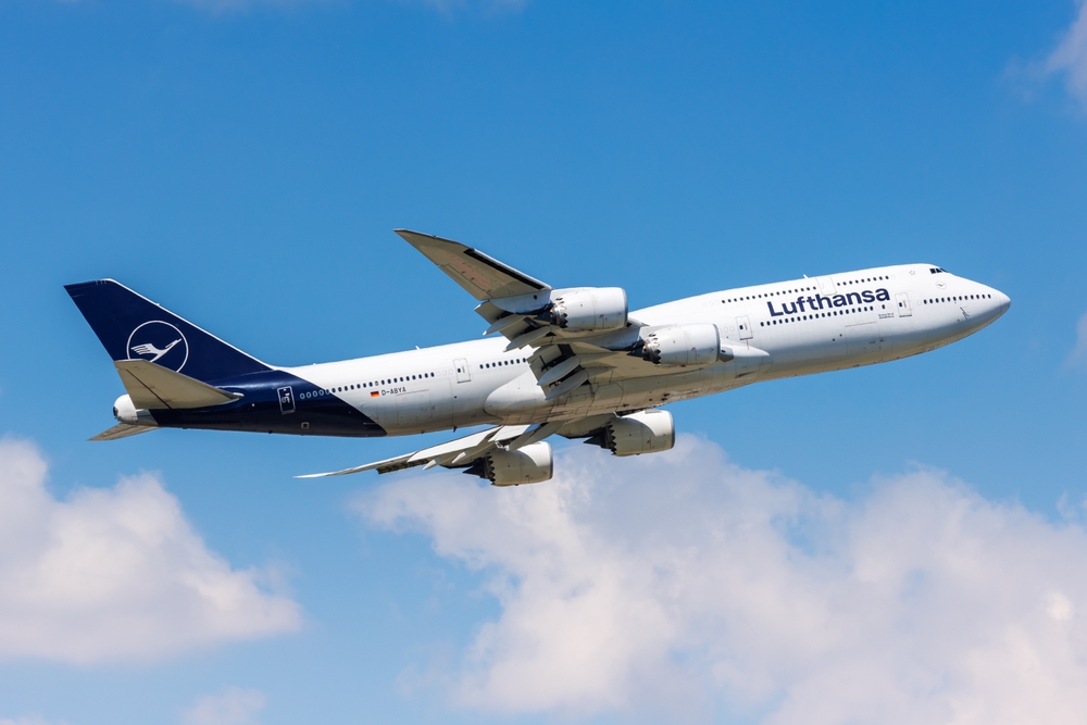 747 8