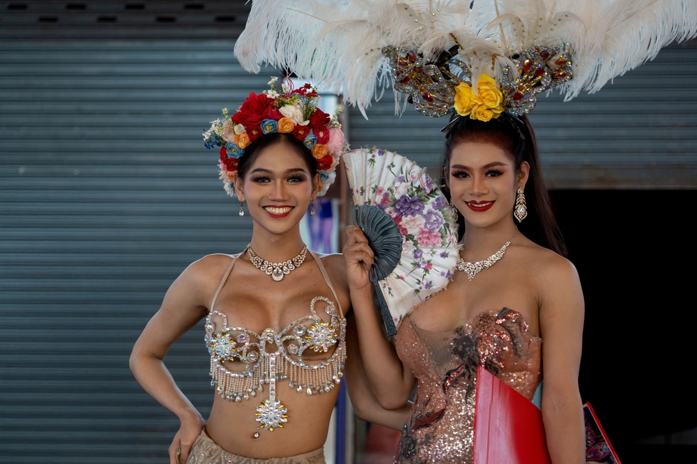 ladyboy ladyboy